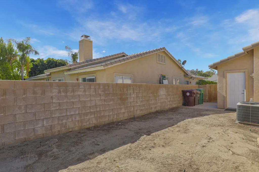 45930 Las Colinas, La Quinta, California 92253 home-pic-28